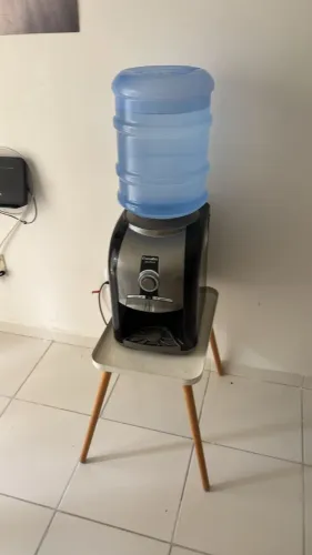 Gelágua Electrolux 220v + 3 garrafões