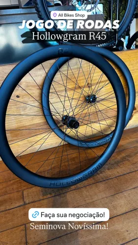 Jogo de Rodas Hollowgram R45