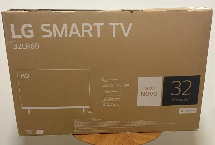 Smart TV LG 32" LED HD - Modelo 2022/23 (32LQ620) - Completa e Estado de Nova