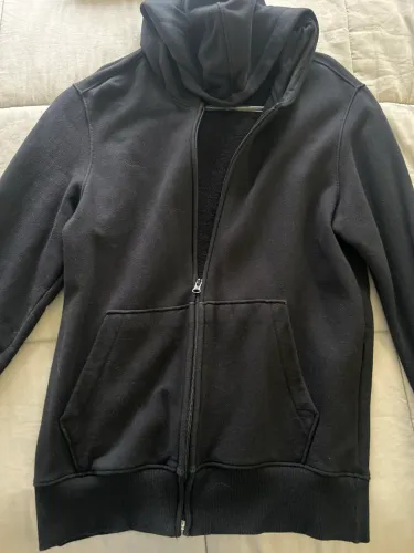 Moletom Hering Preto de zíper, semi usado, tamanho p