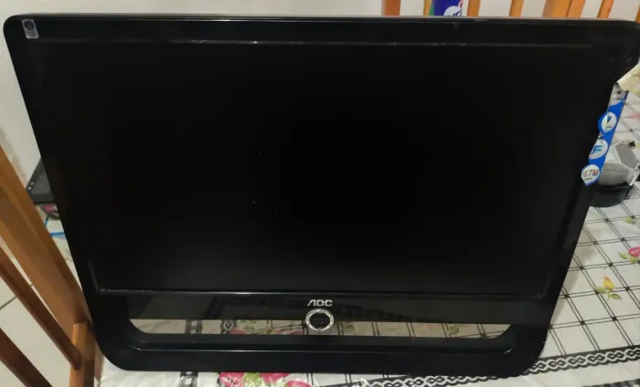 Monitor AOC F19 - Leia descrição