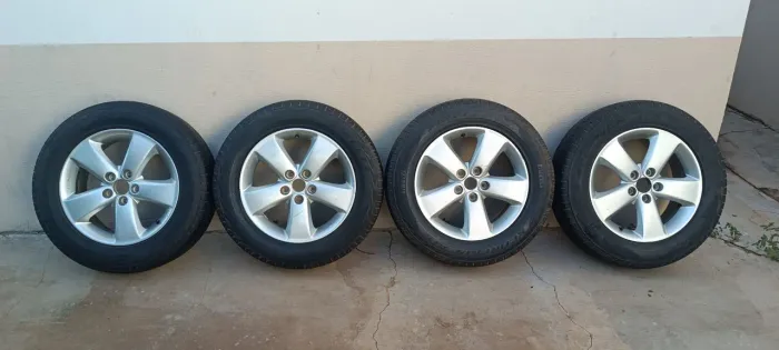 RODAS ARO 17 furos 5x114 + pneus usados