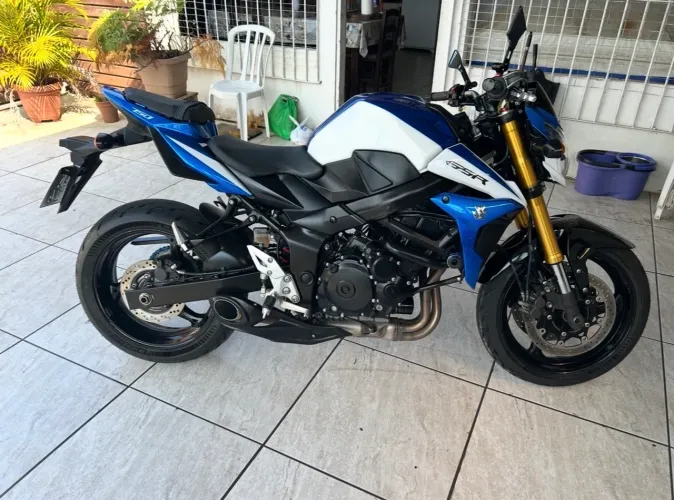 Gsr-750