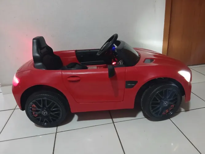 Vendo carro elétrico seminovo