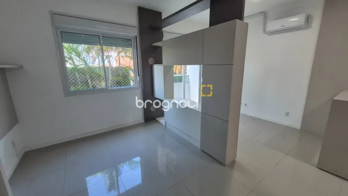 Apartamento tipo studio na Lagoa da Conceição com vaga
