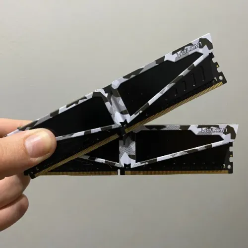 Memória Ram Gamer 16GB DDR4 3000MHz Team Group TLPBD48G3000HC16CBK ( 2 x 8GB )