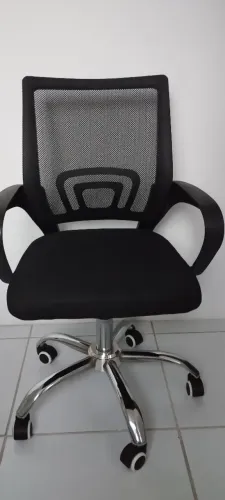 Vendo cadeira de escritório