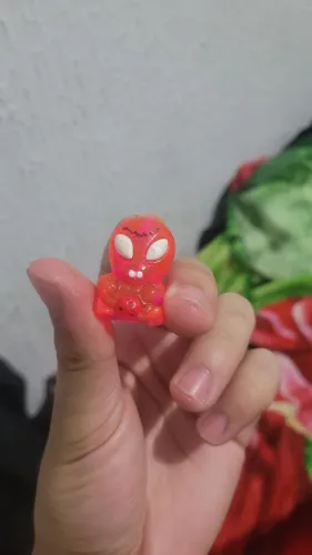 Gelouco" (ou "Hieloco"), um brinde colecionável da Coca-Cola lançado nos anos 90.