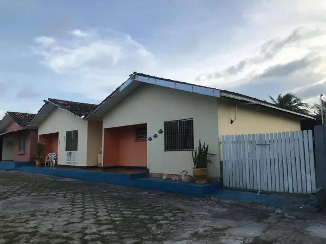 Salinas Casa condomínio fechado completo.