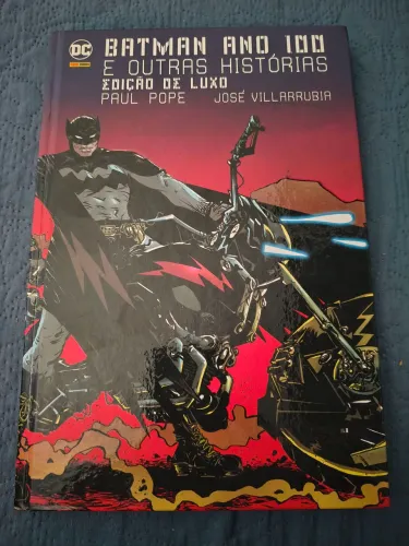 HQ Batman ano 100