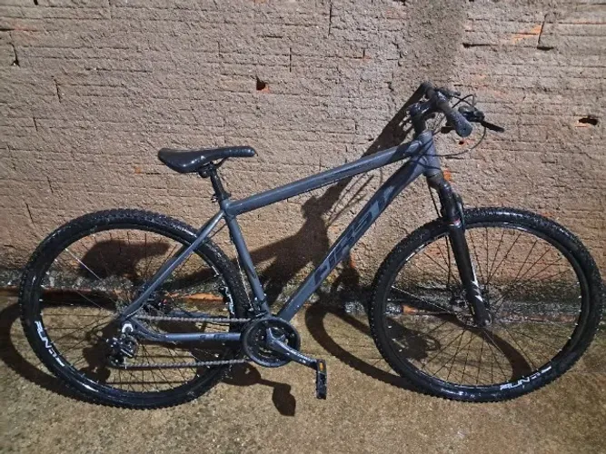 BICICLETA MTB FIRST CHUMBO SMITT ARO 29