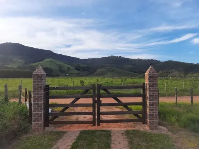 Sítio de 3 Hectares - Tranquilidade, Natureza e Qualidade de Vida em Olímpio Noronha/MG
