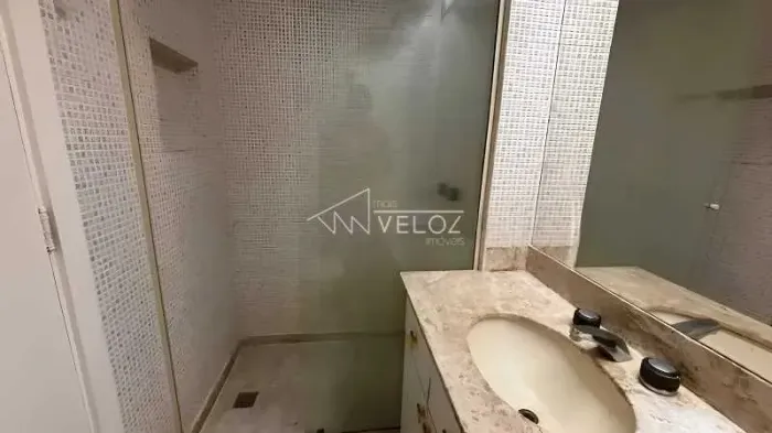 Apartamento : / Residencial / Leblon