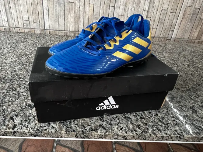 Chuteira Adidas Society Artilheira