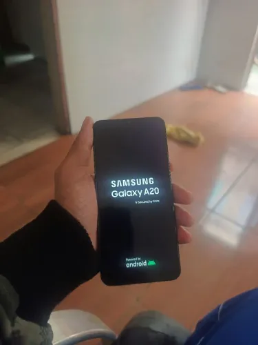 Samsung Galaxy A20