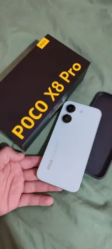 POCO X8 PRO  
