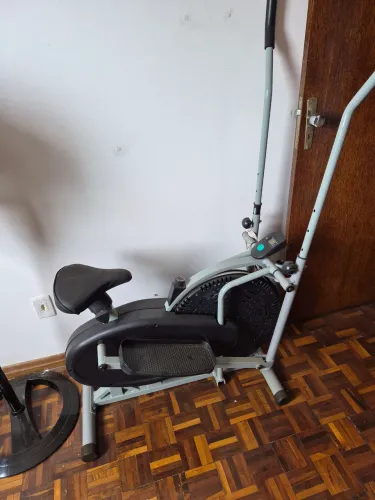 Spinner de exercício em ótimo estado