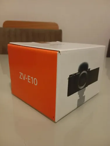 Câmera Sony zve10