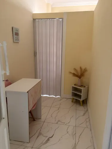 Sala/ espaço comercial para manicure/ nails