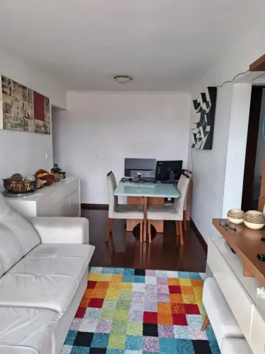 Apartamento no Condomínio Orquídeas - 52m²