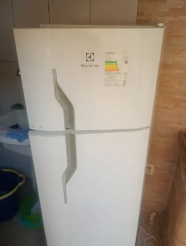 Com esse calor, leva um refrigerador