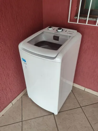 Máquina de lavar roupa Electrolux 9 kgs