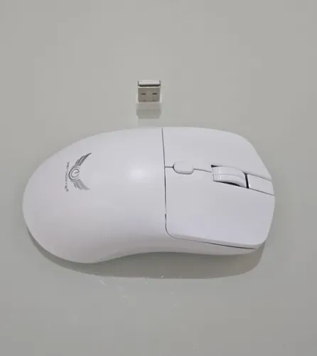 Mouse Gamer Wireless Ultra Light 54g - Sem Fio / Novo