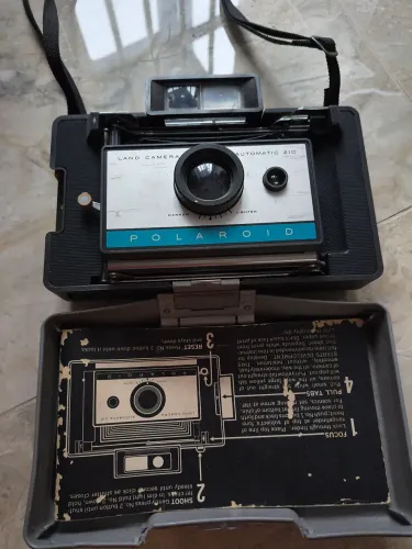 Polaroid vintage 210