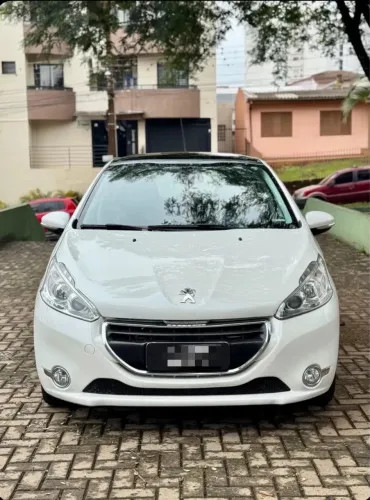 Peugeot 208 Griffe 1.6 Flex 16V 5P Aut. 2015