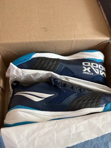 VENDO CHUTEIRA FUTSAL MAX 1000