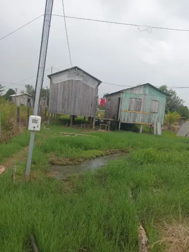 Vende casa em Feijó nova ainda em construção ok