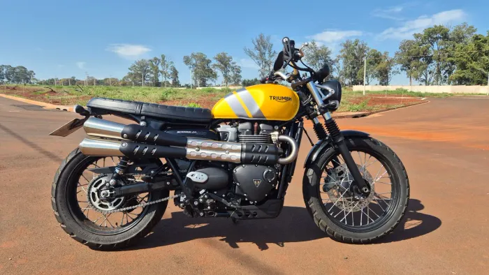 Triumph Scrambler 900 2024/2024 - Apenas 6.400 km