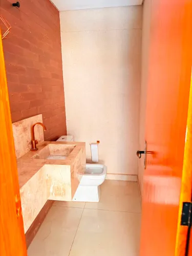 Casa Para Alugar em Condomínio Fechado