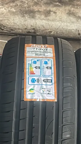 215/45 zr18 itaro it301