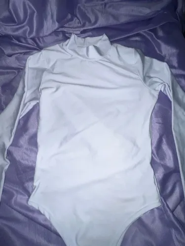 Body branco novo