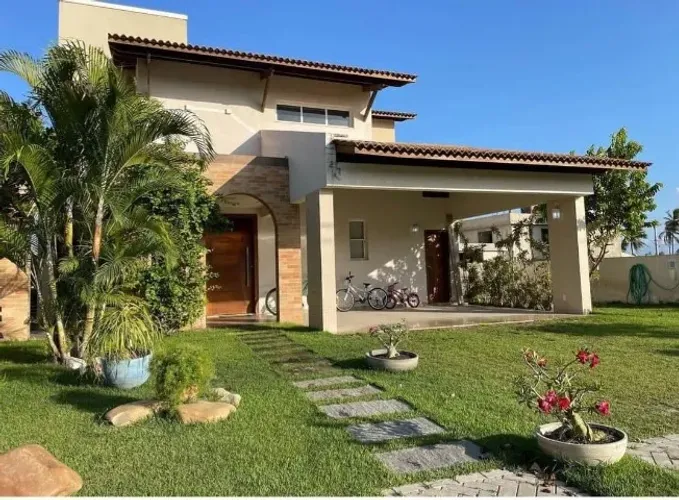 Casa de Alto Padrão no Alphaville Sergipe | 352 m² | Energia Solar | 4 Quartos