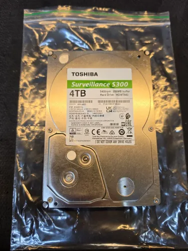 HD 4TB Toshiba S300 SATA | PC DVR CFTV Armazenamento 4 TB