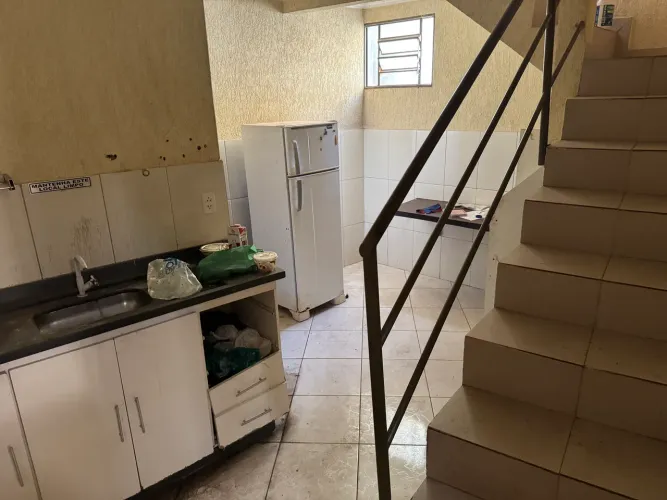 Alugo galpão 