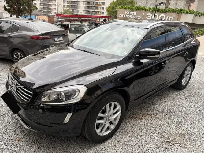 Volvo XC 60 T-5 Momentum 2.0 245cv FWD 5P 2017