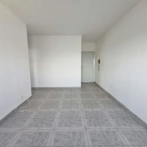 Apartamento com 02 Quartos para locação no Edifício Julia em Indaiatuba/SP.