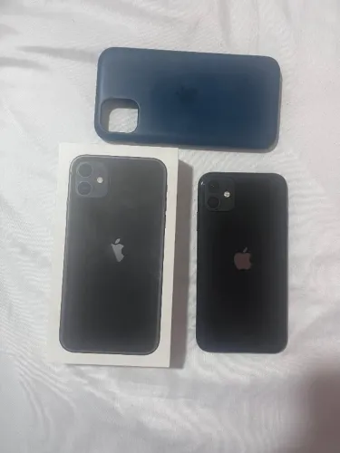 iPhone 11 64g preto - 97% bateria