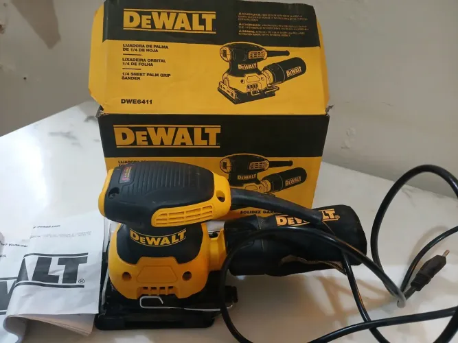 Lixadeira Elétrica orbital Dewalt 
