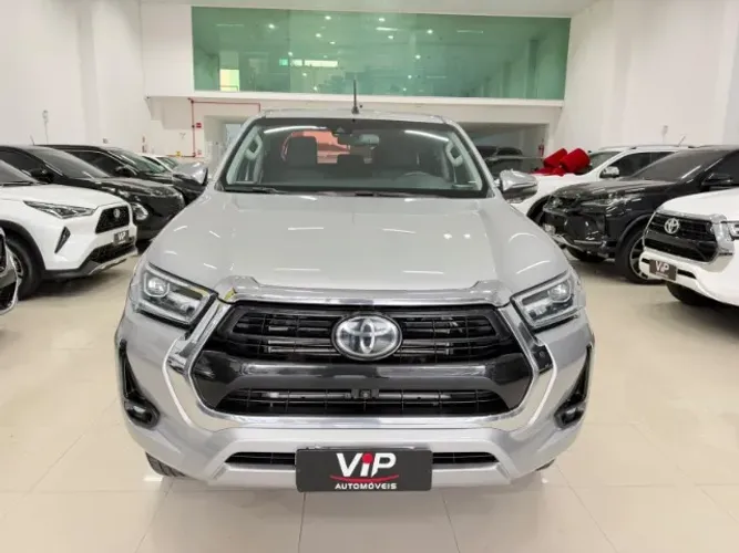 Toyota Hilux CD SRX 4X4 2.8 TDI 16V Diesel Aut. 2023