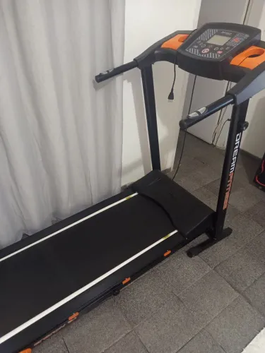 Vendo esteira semi nova 