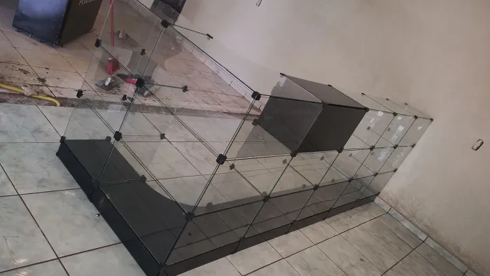 Balcão de vidro modular