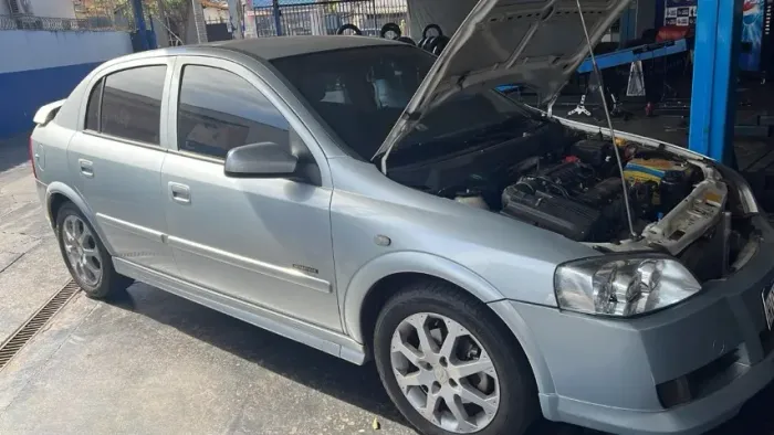 Chevrolet Astra Advant. 2.0 MPFI 8V Flexp. 5P Aut. 2011