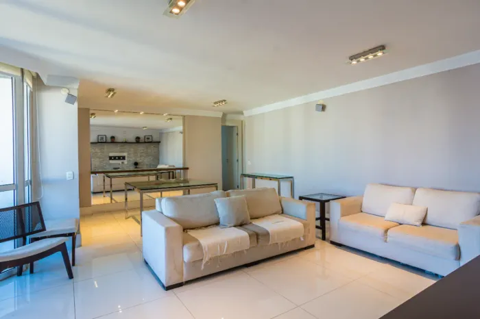 Apartamento para venda em Morumbi com 4 quartos, sendo 2 suítes, 159m²
