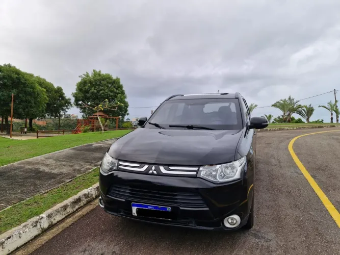 Mitsubishi Outlander 2.0 16V 160cv Aut. 2015