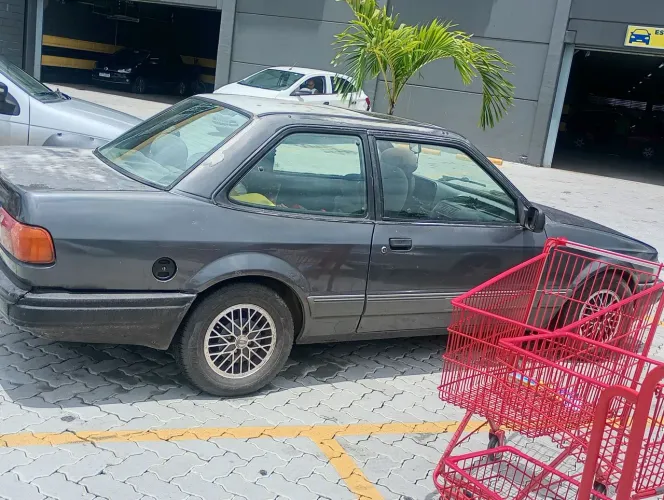 Ford Verona GLX 1.8 (modelo Antigo) 1992