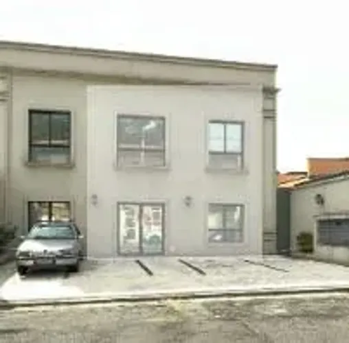 Sobrado Comercial - 500 m² - 13 Salas - 5 Vagas - Elevador